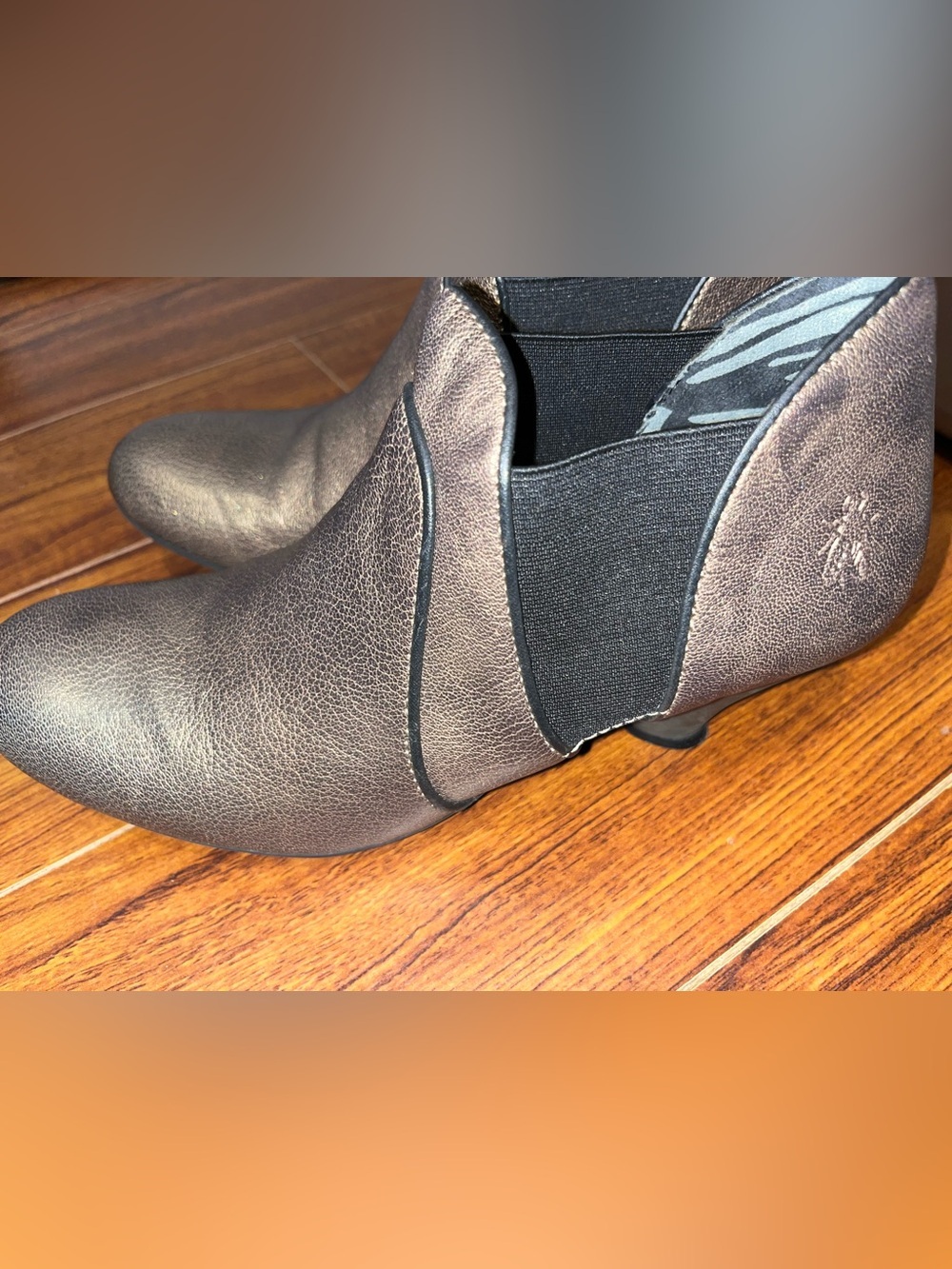 Fly London Metallic Bronze Leather Sculpted Kitten Heel Ankle Boots 8/8.5